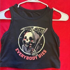 ROMWE Black Graphic Crop Top